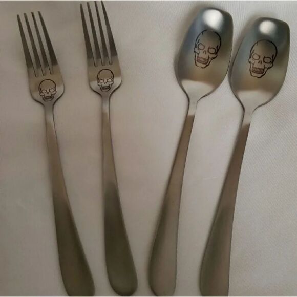 Skull Flatware Set Stainless Steel - Picture 1 of 4